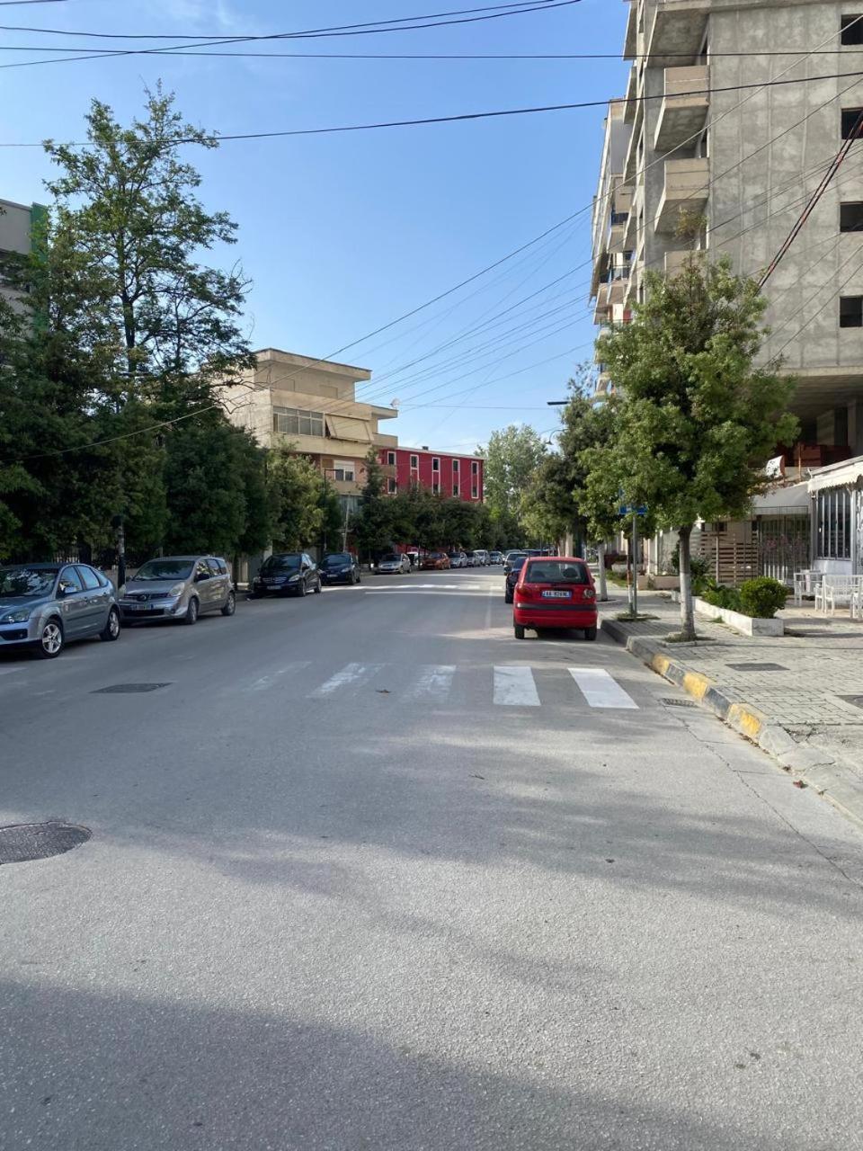 Liam Apartments Vlorë Buitenkant foto