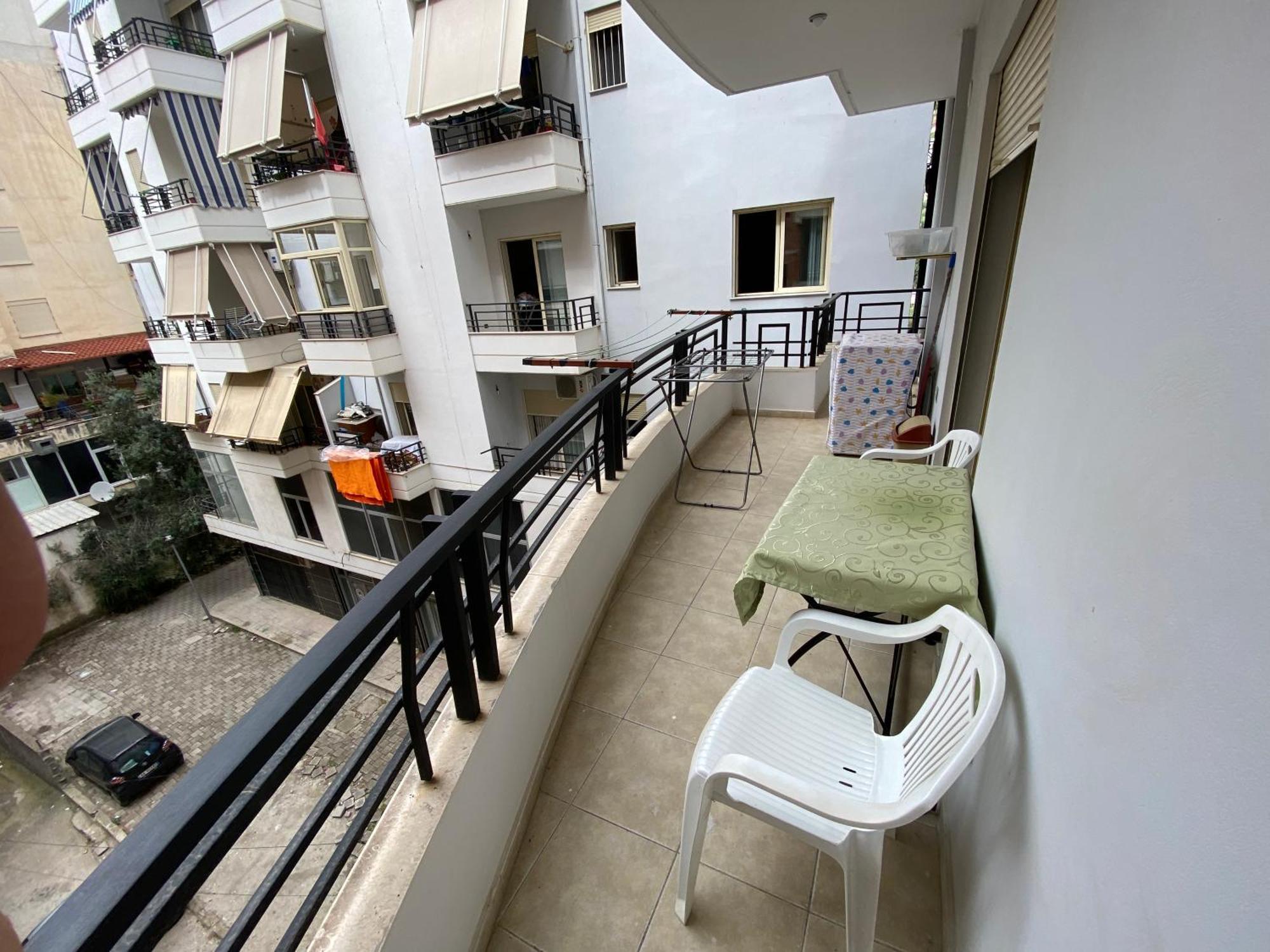 Liam Apartments Vlorë Buitenkant foto